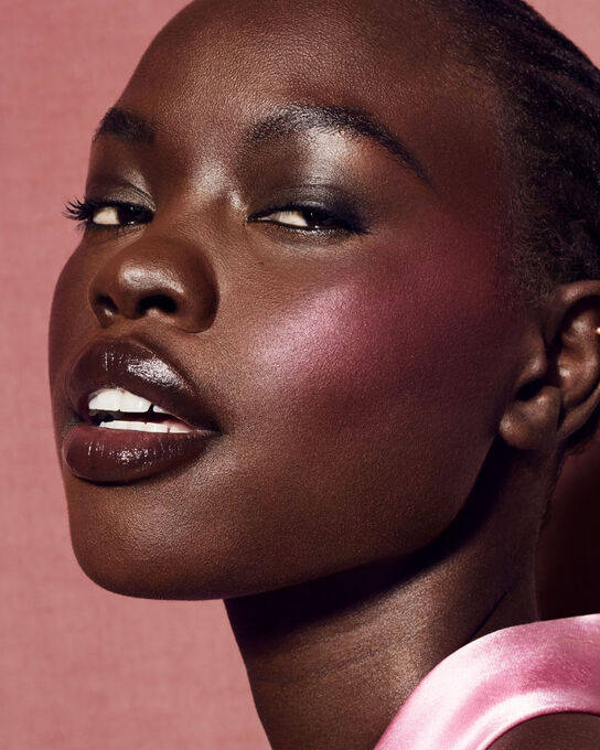 FENTY CHEEKSBLUSH  RIRI